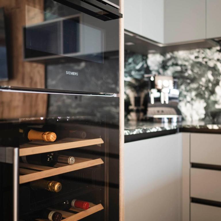 DISTINCTIVE LUXURY DOLOMITI Apartments TERRE71 - Appartamento Deluxe con 2 Camere da Letto e Balcone - 5