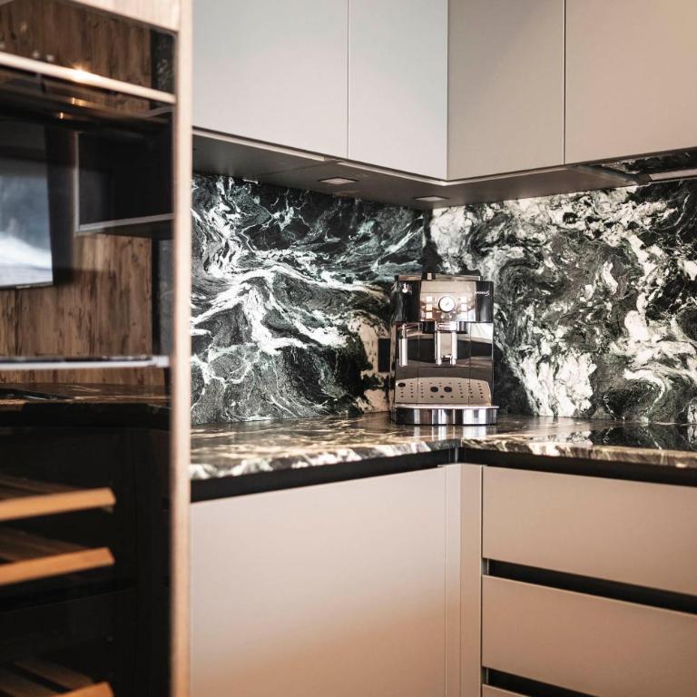 DISTINCTIVE LUXURY DOLOMITI Apartments TERRE71 - Appartamento Deluxe con 2 Camere da Letto e Balcone - 7