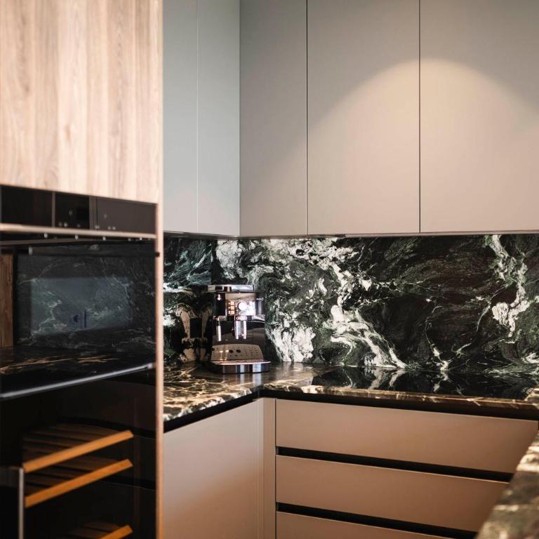DISTINCTIVE LUXURY DOLOMITI Apartments TERRE71 - Appartamento Deluxe con 2 Camere da Letto e Balcone - 8