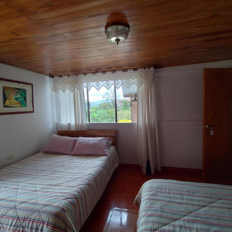 Hotel Rural Don Quijote - Habitación cuádruple - 1