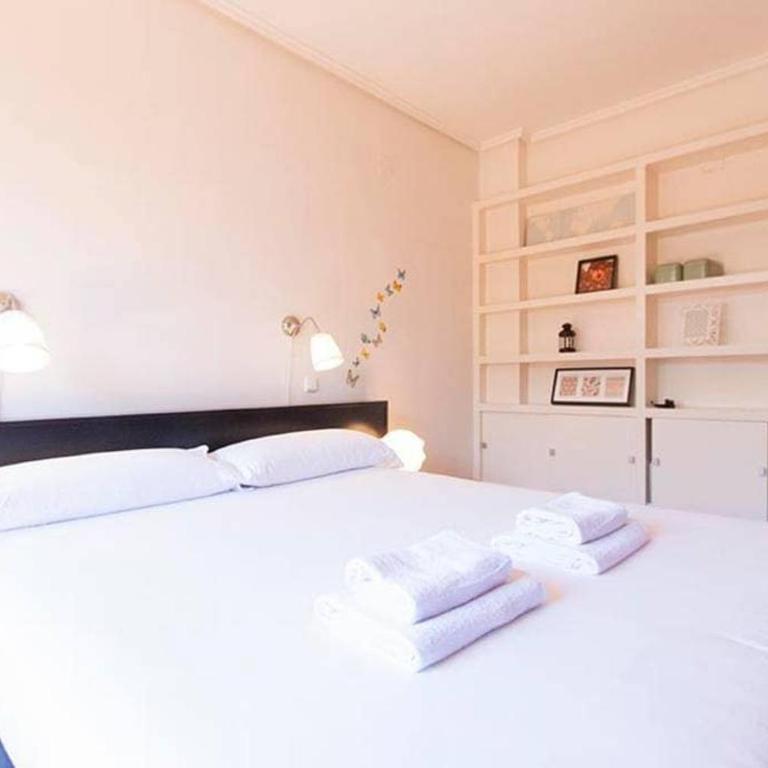 Junto a la playa de Gros, parking opcional - Apartamento - 8