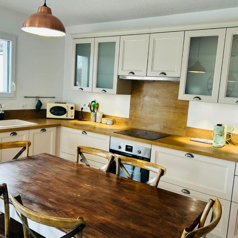 Sweet & Charm for this cozy appt in Saint-Julien - Appartement 2 Chambres - 14