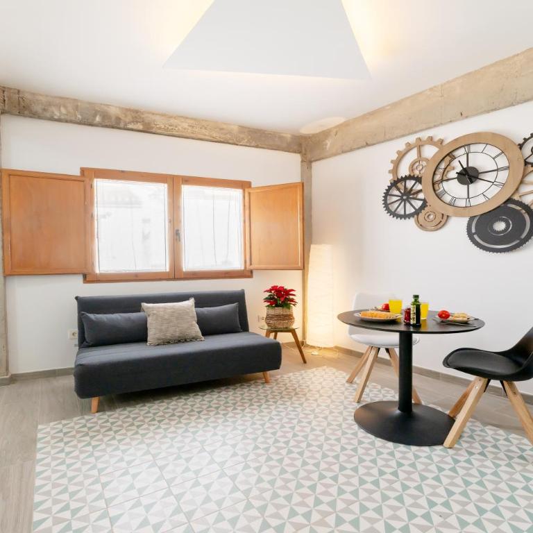 TrendyHomes Realejo - Studio Apartment with One Double Bed - 8