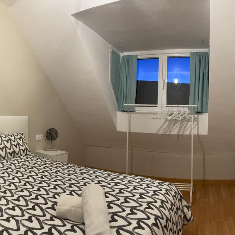 HOUSE TUVESA PREMIUM 1 DORMITORIO WIFI Y PARKING GRATiS - Apartamento de 1 dormitorio - 47