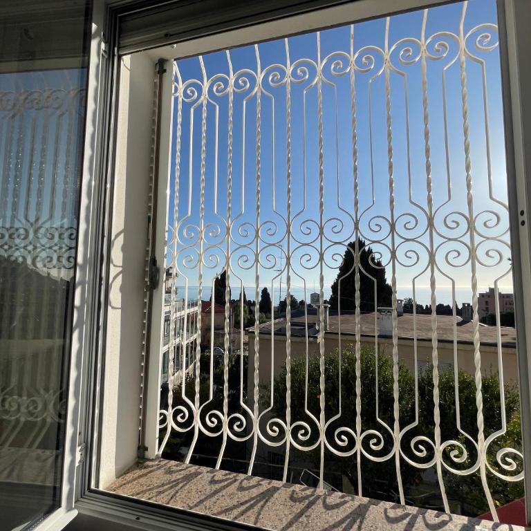 Sanremo vacanze zen vue mer 5 mn plage, 3 mn tennis club,Wifi - Appartamento con 1 Camera da Letto - 75