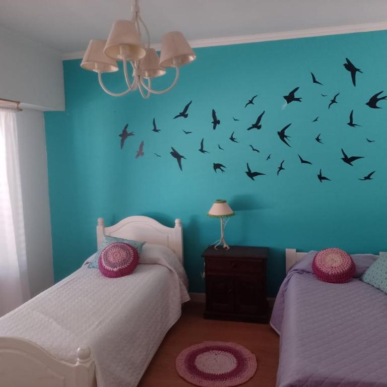 Tu casa ideal para el verano en Necochea cerca de la playa y del parque - Three-Bedroom House - 6