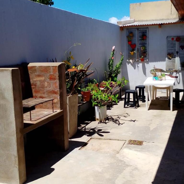 Tu casa ideal para el verano en Necochea cerca de la playa y del parque - Three-Bedroom House - 11