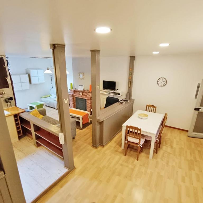 Les Estives, T2 bis, centre Luchon, wifi, 6 personnes - Appartamento - 22