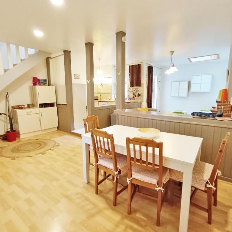 Les Estives, T2 bis, centre Luchon, wifi, 6 personnes - Appartamento - 11
