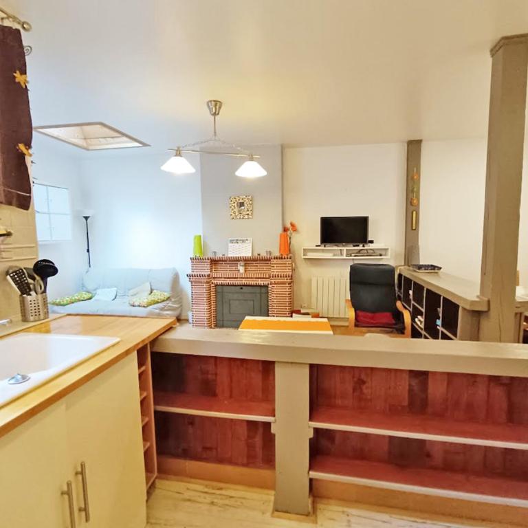 Les Estives, T2 bis, centre Luchon, wifi, 6 personnes - Appartamento - 9