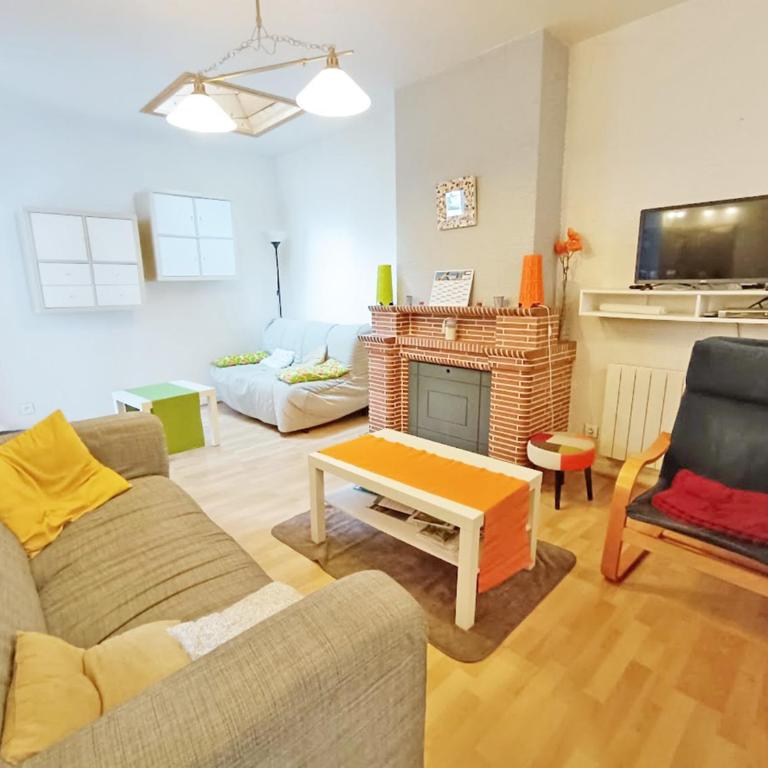 Les Estives, T2 bis, centre Luchon, wifi, 6 personnes - Appartamento - 1