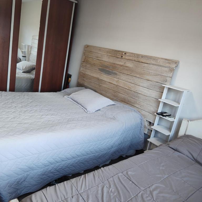Casa de 2 pisos, Zona Aeropuerto, 3 dormitorios - Casa de 3 dormitorios - 11