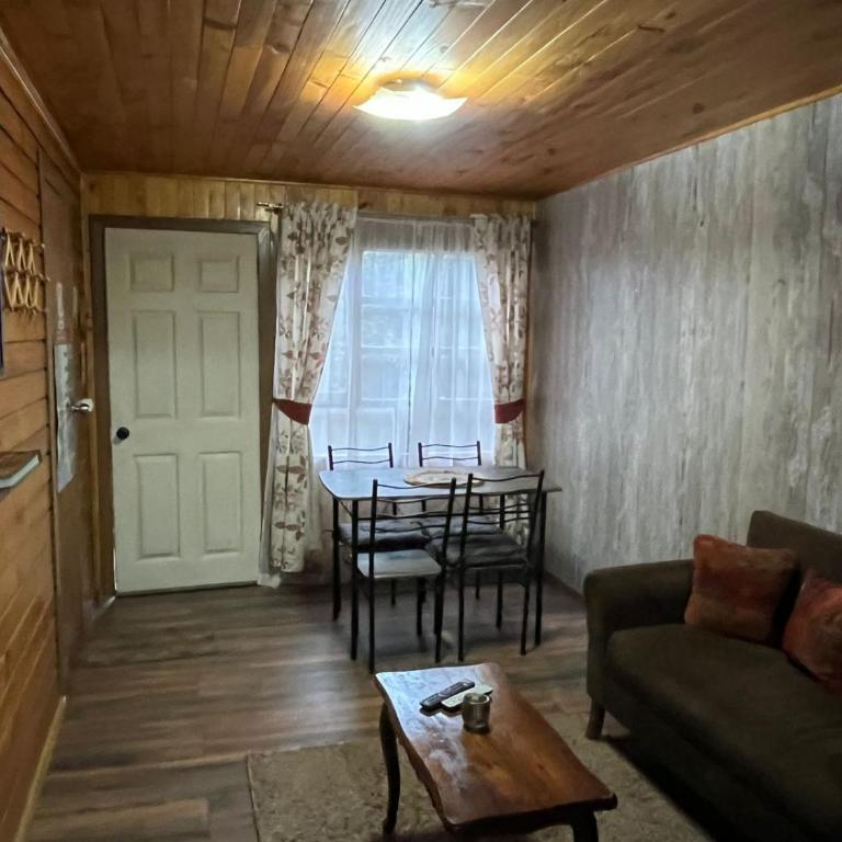 Cabaña Pangue Hornopirén - Three-Bedroom Apartment - 4
