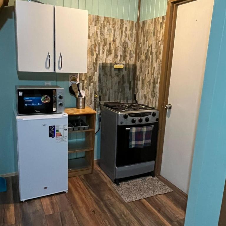 Cabaña Pangue Hornopirén - Three-Bedroom Apartment - 6
