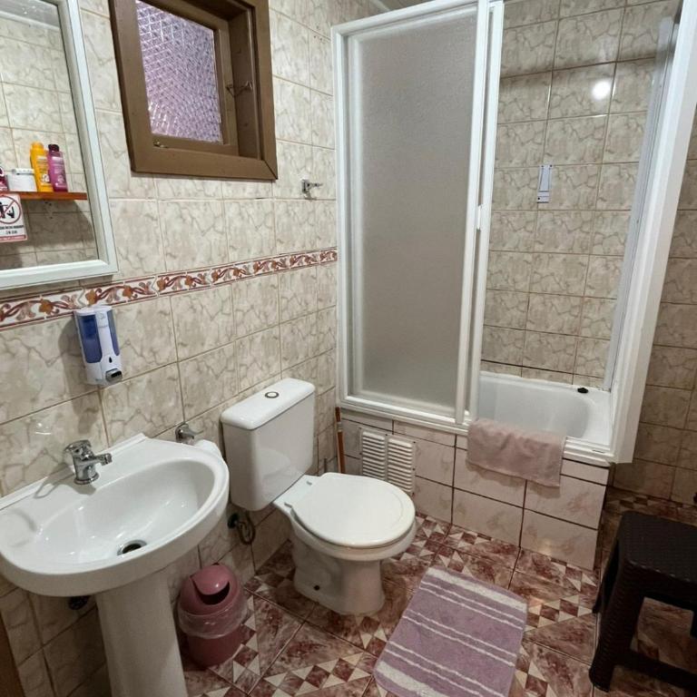 Cabaña Pangue Hornopirén - Three-Bedroom Apartment - 7