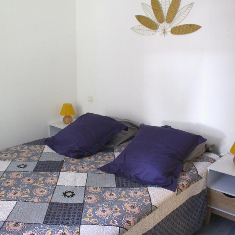 Appartement T3 classé trois étoiles au calme de plain-pied au centre Doussard avec vue sur montagne, lac Annecy à proximité - Two-Bedroom Apartment with Terrace - 6