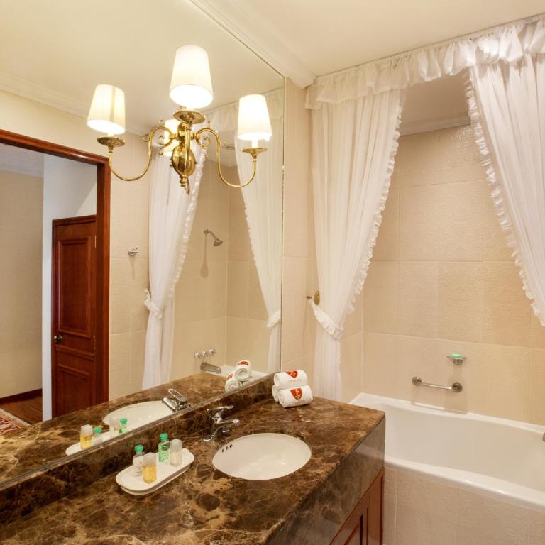 Hotel Geneve CD de Mexico - Classic Suite - 5