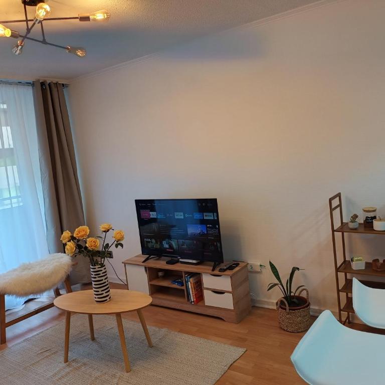Hotel Santiago - One-Bedroom Apartment with Balcony and City View - 1