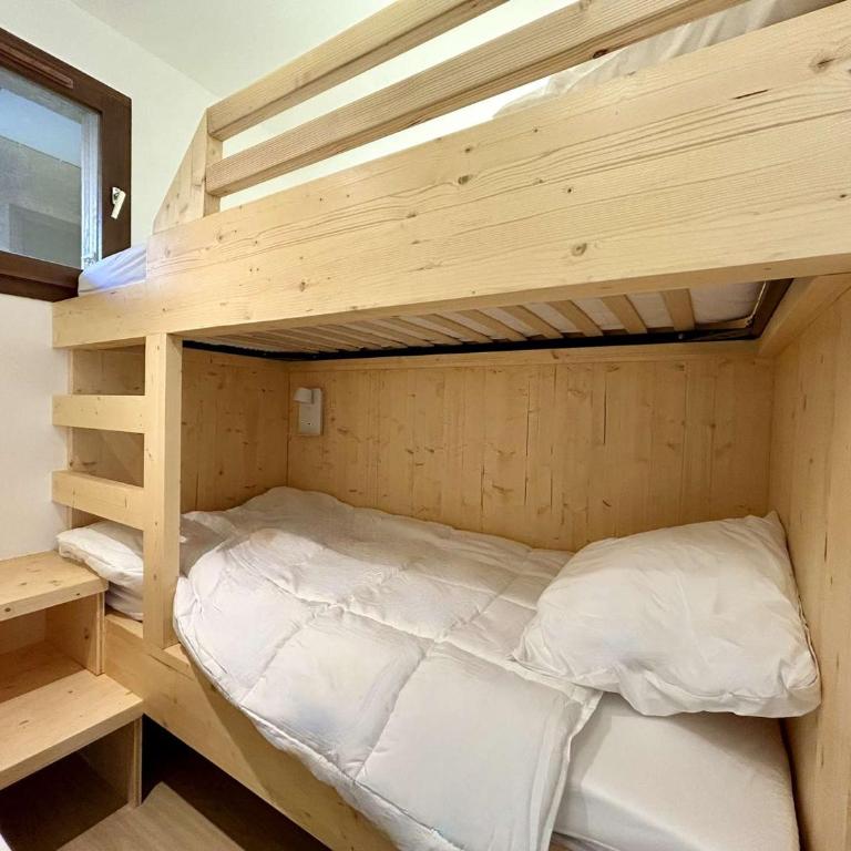 Studio rénové pour 4 pers avec balcon et parking à Briançon - FR-1-330C-149 - Appartement - 12