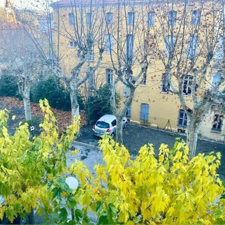 Studio aux Thermes avec Parking et WIFI - Studio - 10