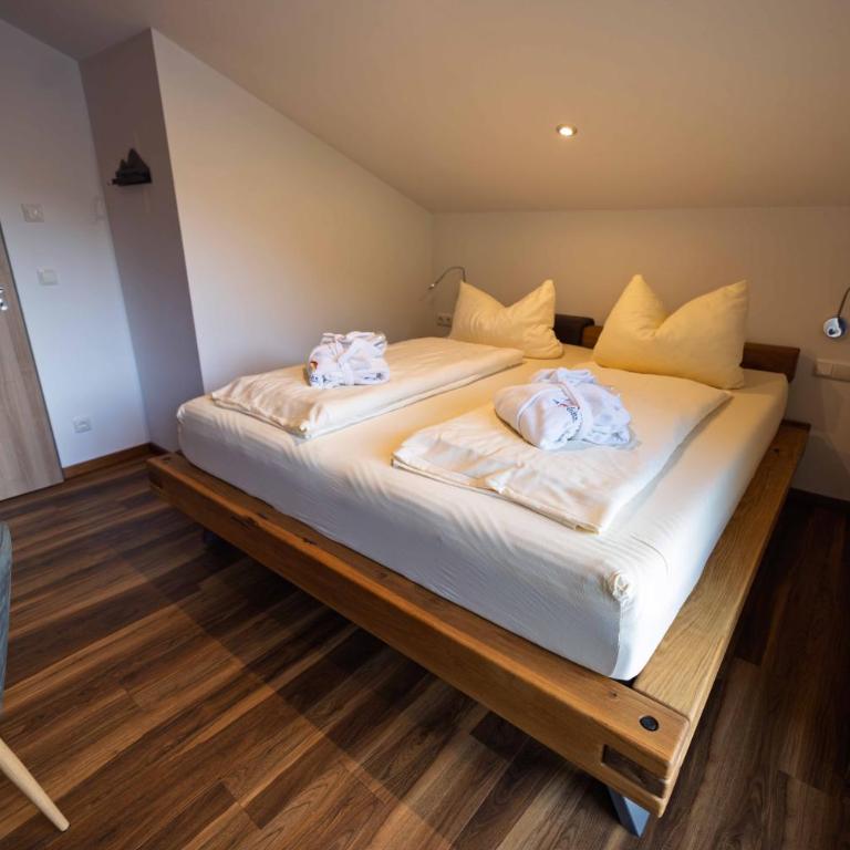 Alpenglühn Apartments - Adult Only - Deluxe Apartment mit Balkon und 2 Schlafzimmern - 10