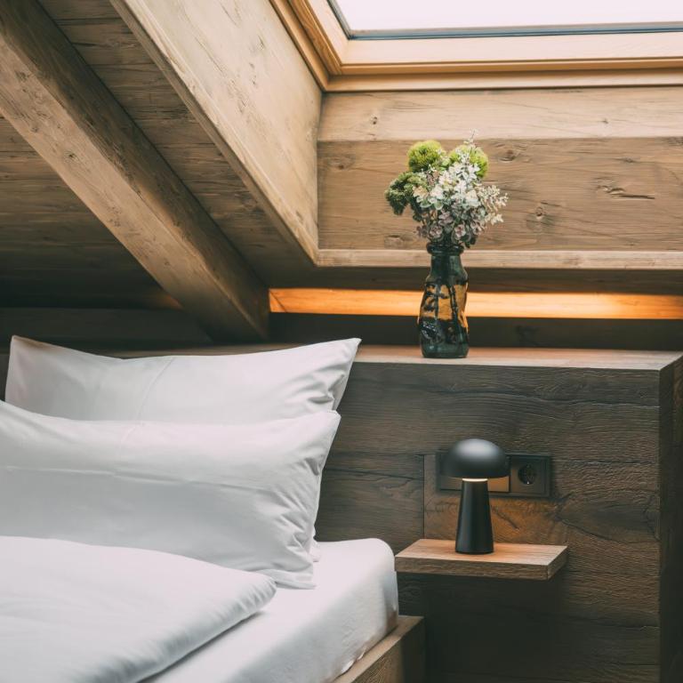 LIVALPIN Chalet - with private Sauna & Whirlpool - Three-Bedroom Chalet with Sauna, Whirlpool and Mountain View - 25