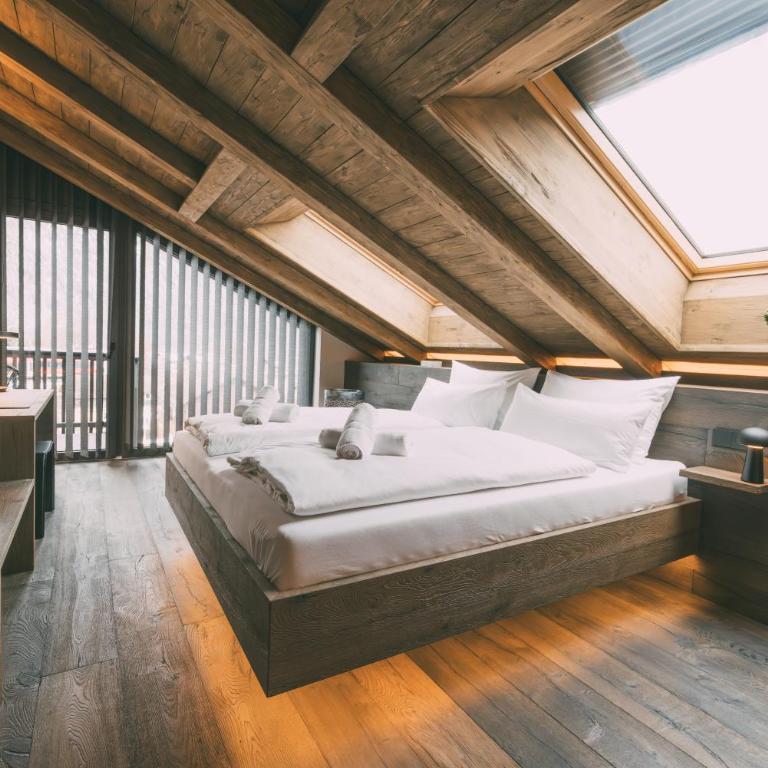 LIVALPIN Chalet - with private Sauna & Whirlpool - Three-Bedroom Chalet with Sauna, Whirlpool and Mountain View - 4