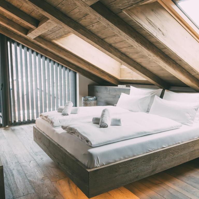 LIVALPIN Chalet - with private Sauna & Whirlpool - Three-Bedroom Chalet with Sauna, Whirlpool and Mountain View - 60