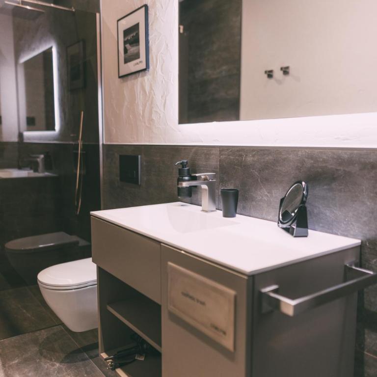 LIVALPIN Chalet - with private Sauna & Whirlpool - Three-Bedroom Chalet with Sauna, Whirlpool and Mountain View - 61