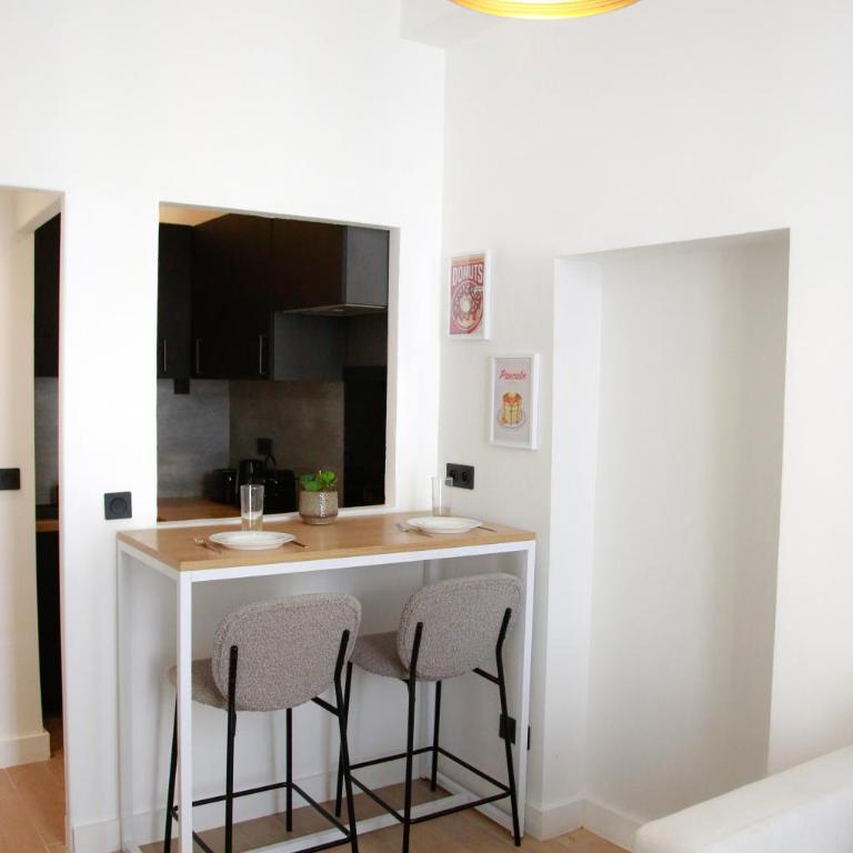 2P au coeur du Vieil Antibes - Appartement 1 Chambre - 3