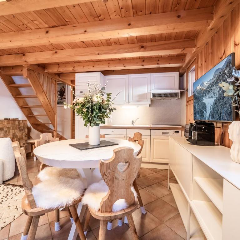 Apartment Kozi, Méribel - by EMERALD STAY - Appartement 3 Chambres - 4