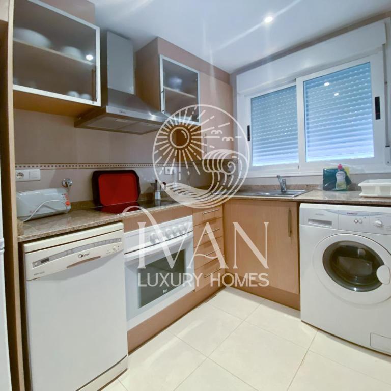 Casa Nais Ivan Luxury Homes 9ªPlta Sur 1ªLínea - Apartamento de 2 dormitorios - 13