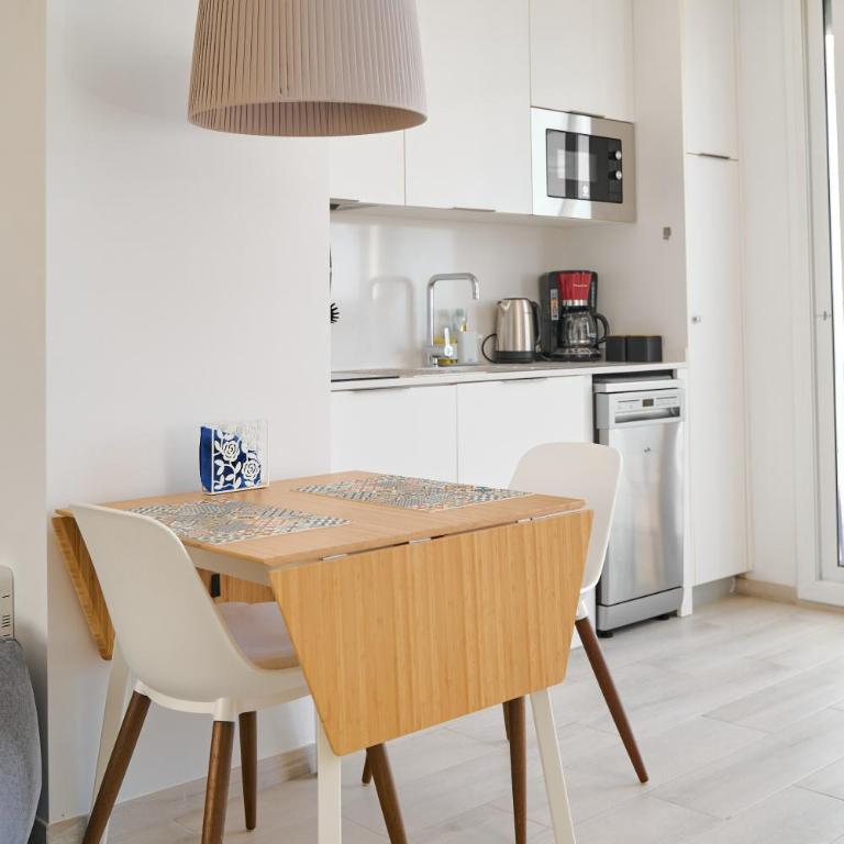 Beachfront Studio, Sea Views, Rooftop Terrace, Playa de Aro - Apartamento Estudio con vistas al mar - 17