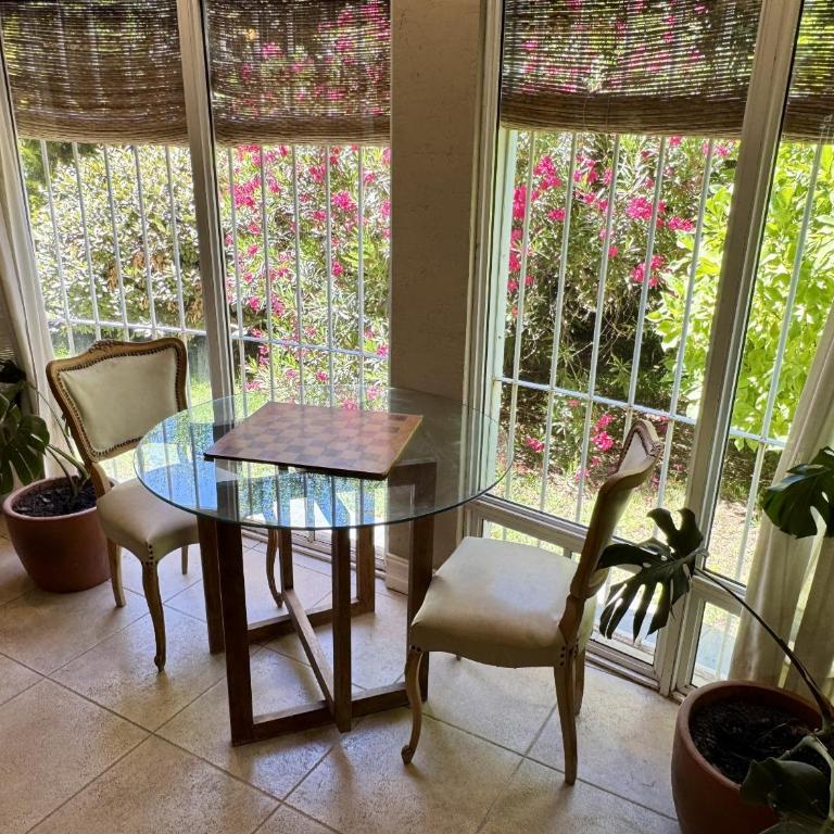 Villa Americana, con piscina en Chacras de coria. - Casa de 4 dormitorios - 8
