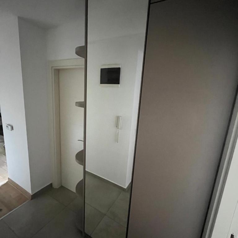 Stan - One-Bedroom Apartment - 4