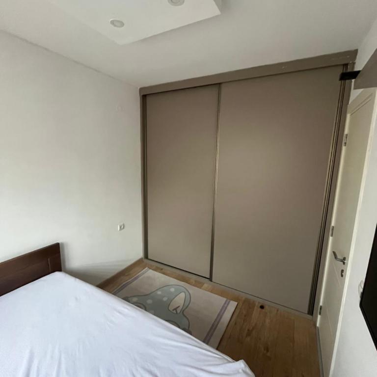 Stan - One-Bedroom Apartment - 12