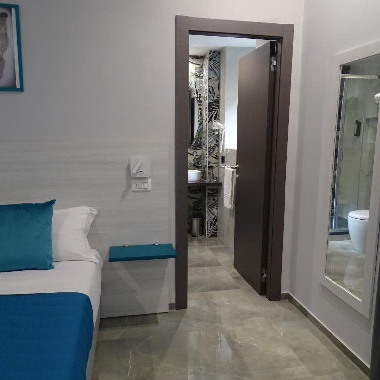Karma6Rooms - in Sicilia nel centro di Catania - Superior Double or Twin Room - 6