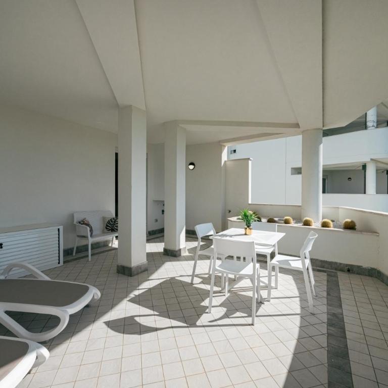 Milena Suite Apartments - One-Bedroom Apartment with Sea View - 9