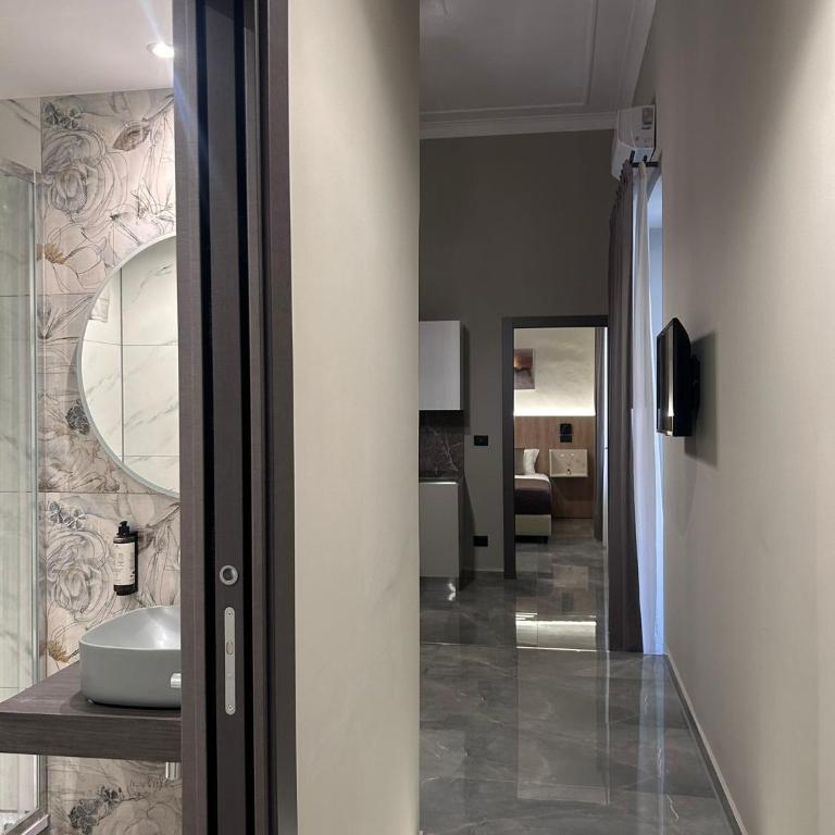 Karma6Rooms - in Sicilia nel centro di Catania - King Studio with Sofa Bed - 5