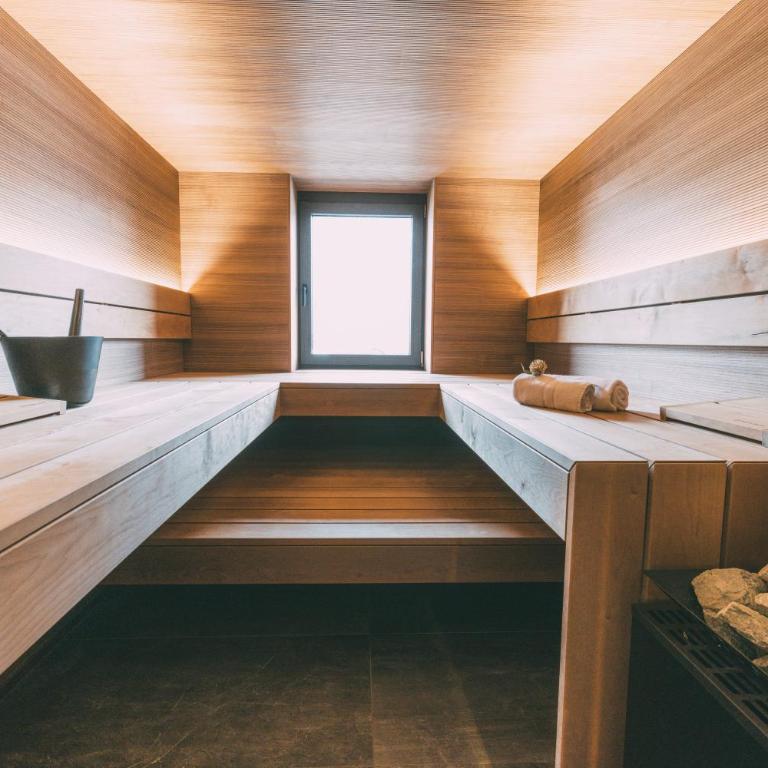 LIVALPIN Chalet - with private Sauna & Whirlpool - Three-Bedroom Chalet with Sauna, Whirlpool and Mountain View - 68