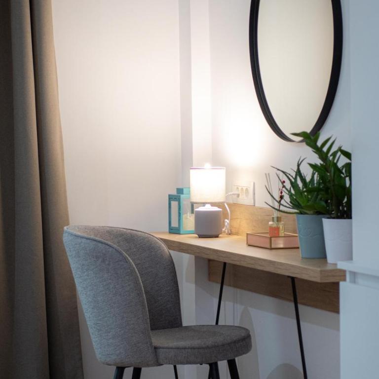Momento Studio Apartments - Deluxe Studio - 8
