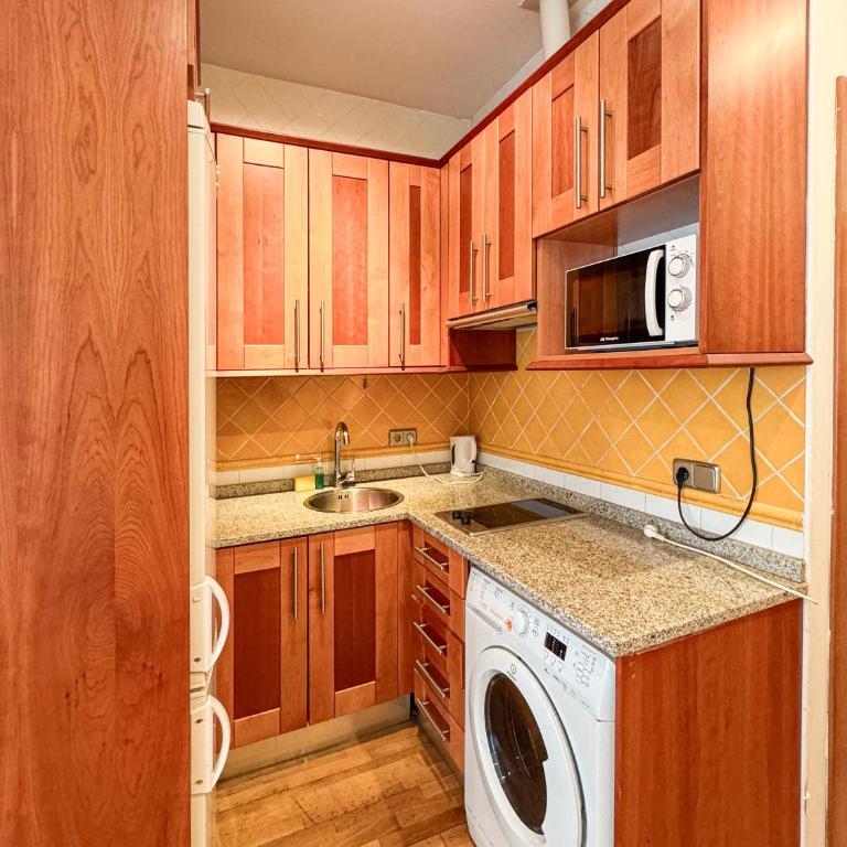 Casa de las letras - One-Bedroom Apartment with Balcony - 9