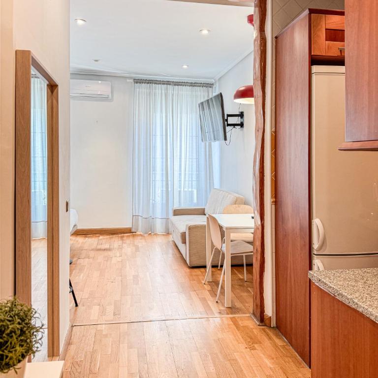 Casa de las letras - One-Bedroom Apartment with Balcony - 3