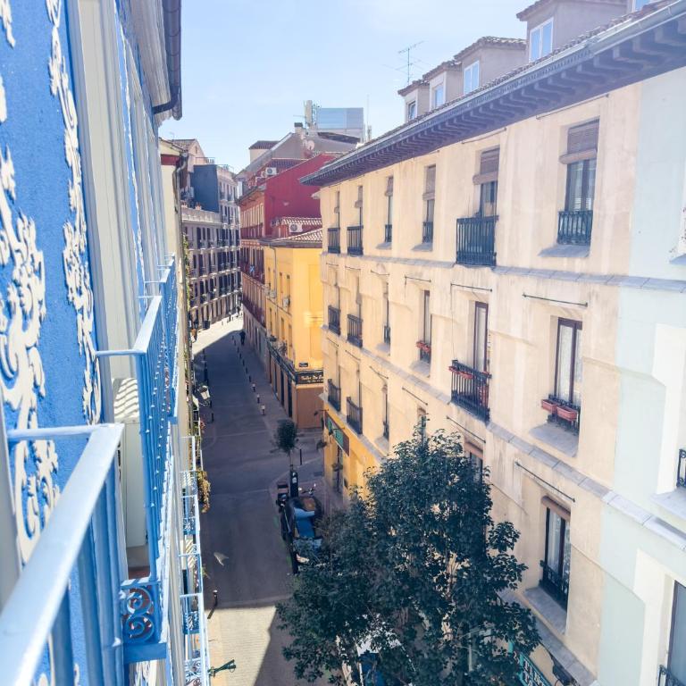 Casa de las letras - Apartment with Balcony - 4