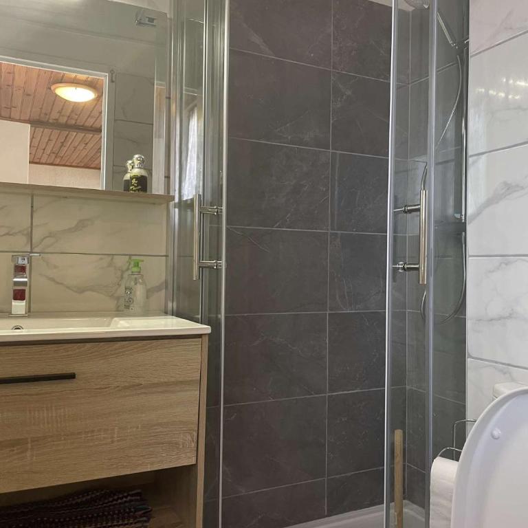 SP520-M344 Appartement 2 pièces SAINT PIERRE LA MER - Two-Bedroom Apartment - 6