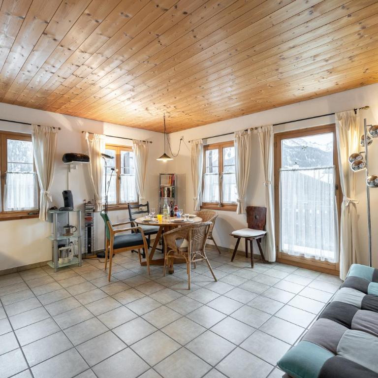 Chasa Stradun 203 - Apartment mit Balkon - 10
