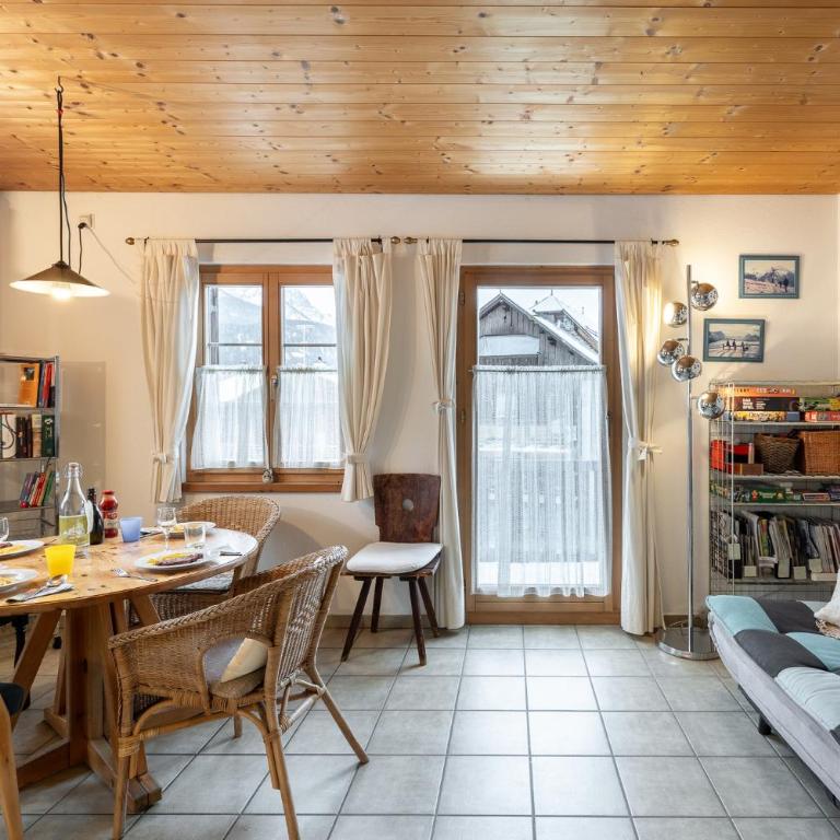 Chasa Stradun 203 - Apartment mit Balkon - 11