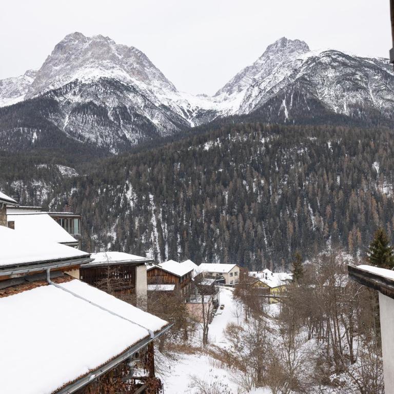 Chasa Stradun 203 - Apartment mit Balkon - 16