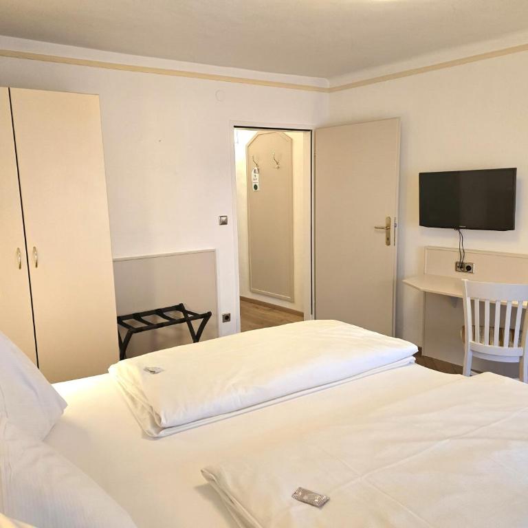 Boutique Hotel Goldenes Lamm Villach - Premium Doppelzimmer - 19