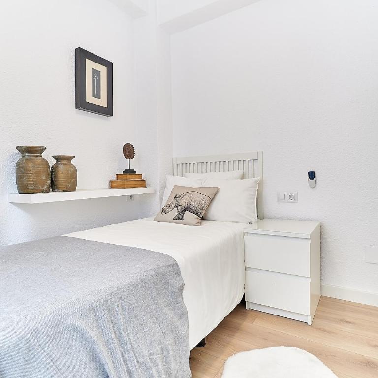 Beach & City - Three-Bedroom Apartment - 20